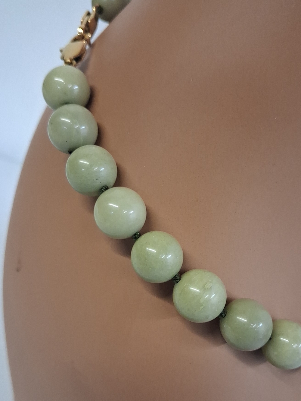 NWOT Womens Joiana Sage Green Beaded Necklace - Picture 2 of 4